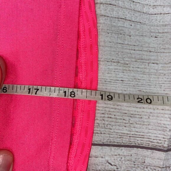 Under Armour heat gear scoopneck cap sleeve open mesh back top pink small - Picture 9 of 11